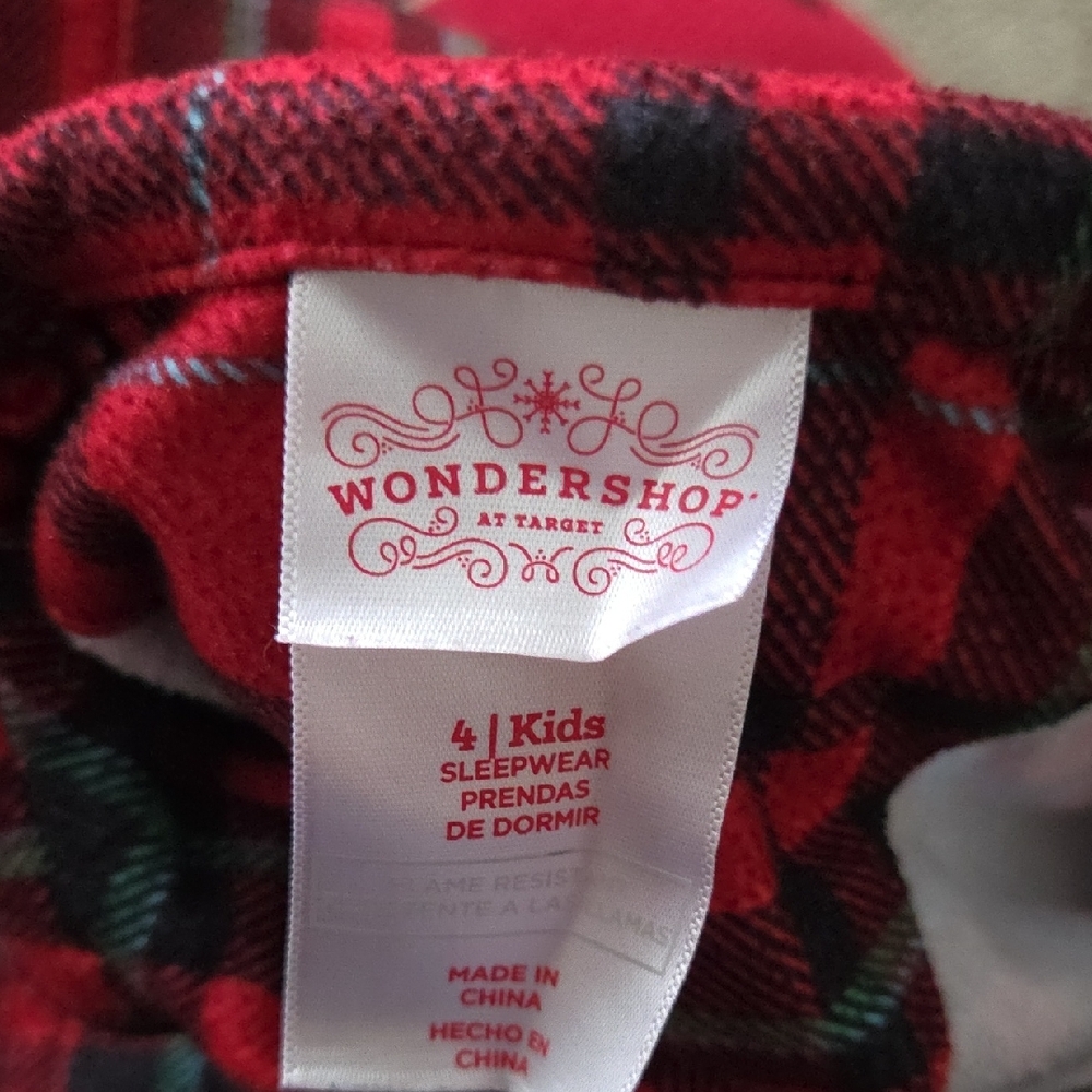 Wondershop Red and Green Plaid Kids Pajama Set - Picture 6 of 6